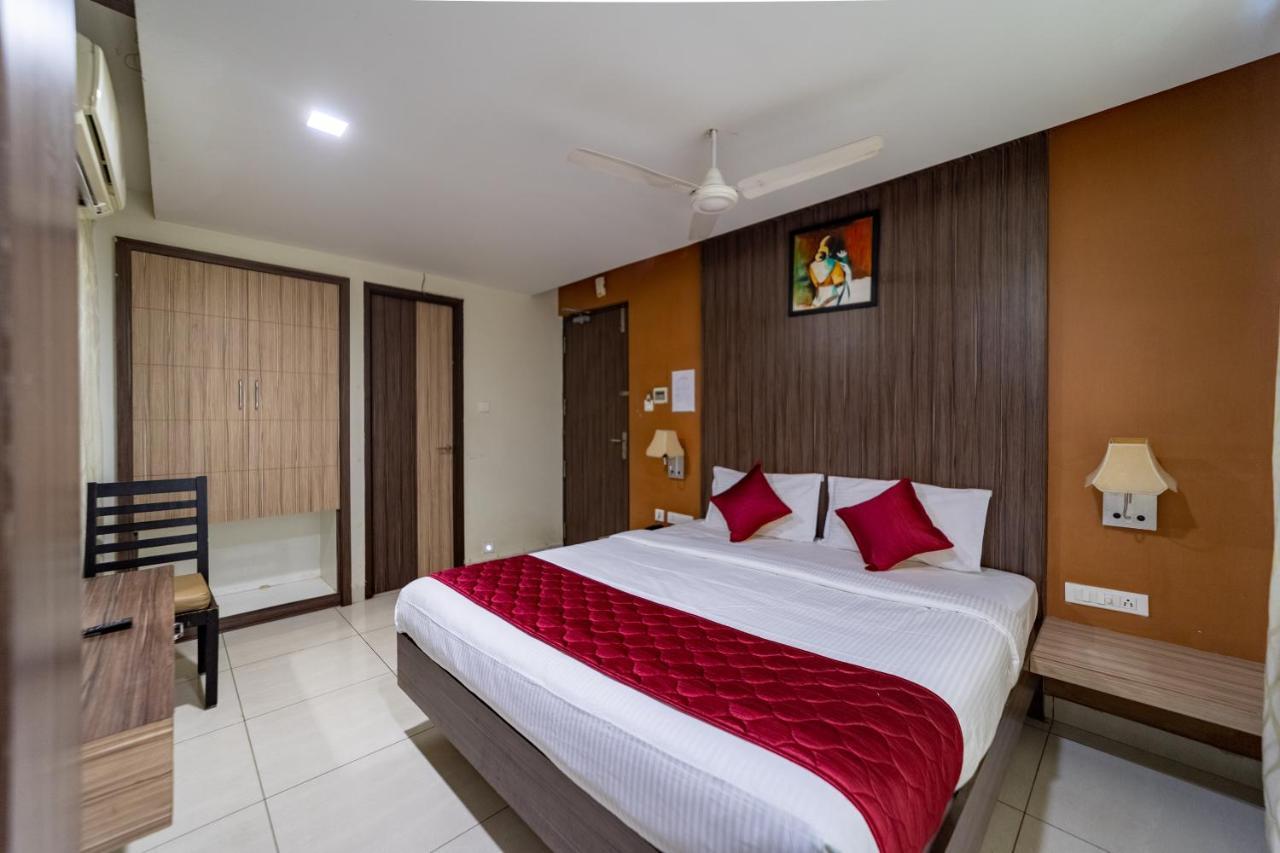 Ranas Residency Hotel Tiruchirappalli Bagian luar foto